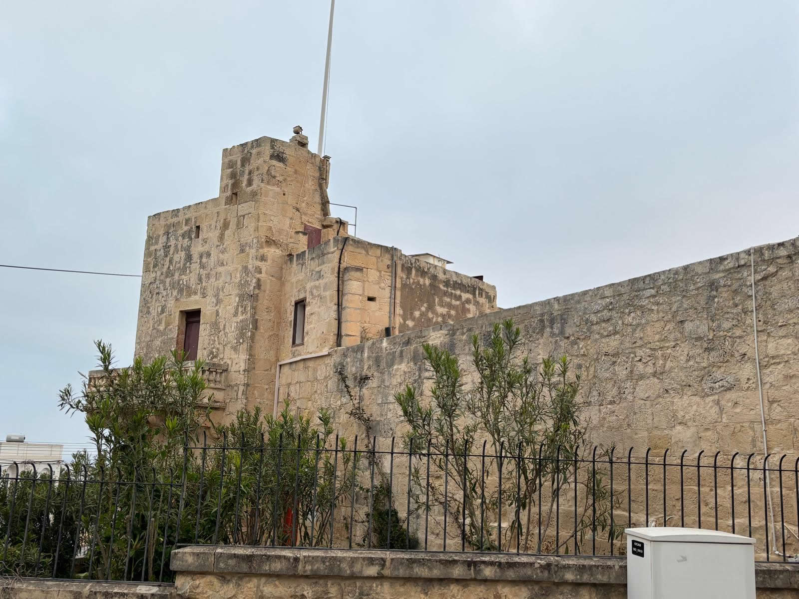 Torri Lanzon Castello Lanzun San Gwann Malta fortified tower