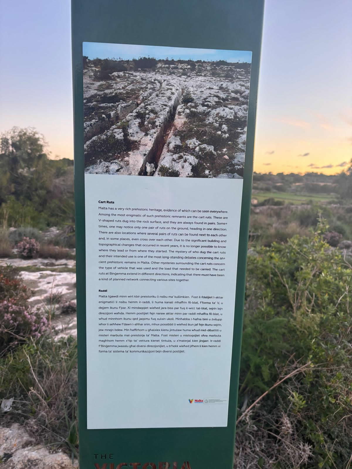 Cart ruts near Our Lady of Hodegetria Chapel (Rabat / Bingemma)