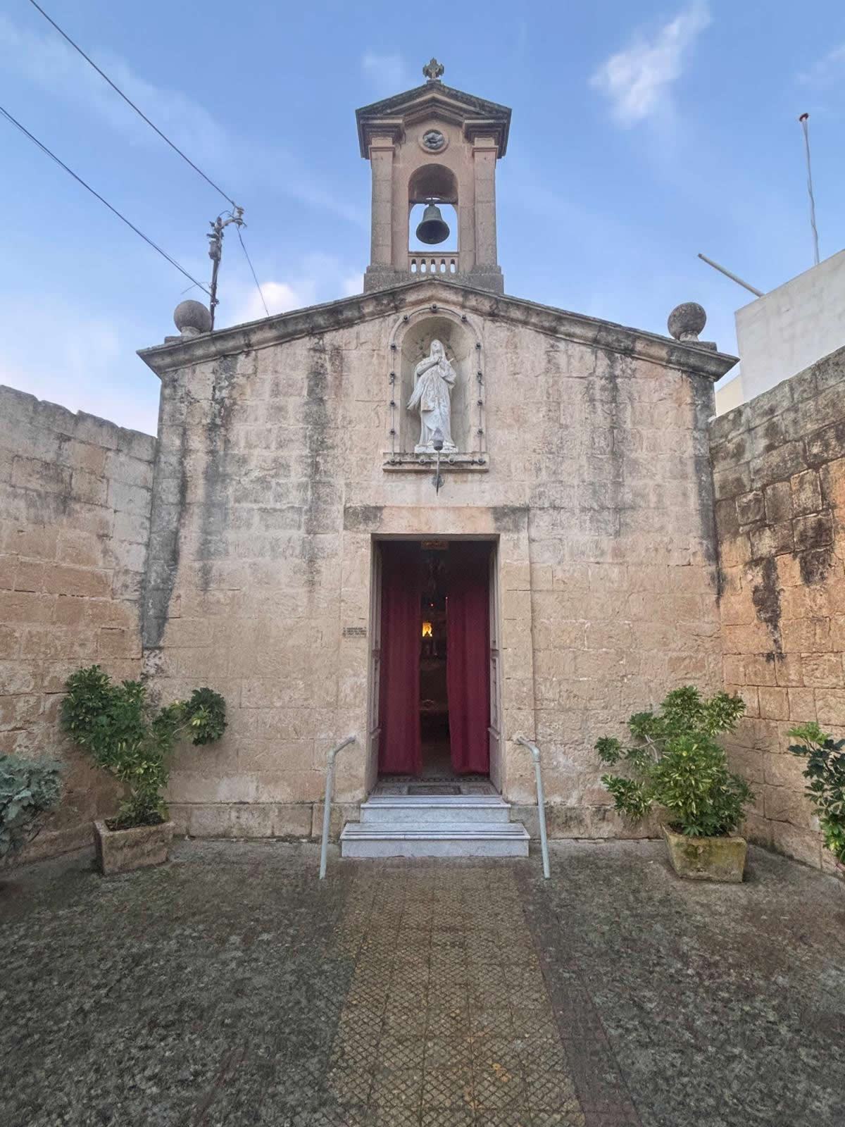 Kappella Madonna tad-Duluri (Our Lady of Sorrows Chapel) in L-Imqabba, Malta