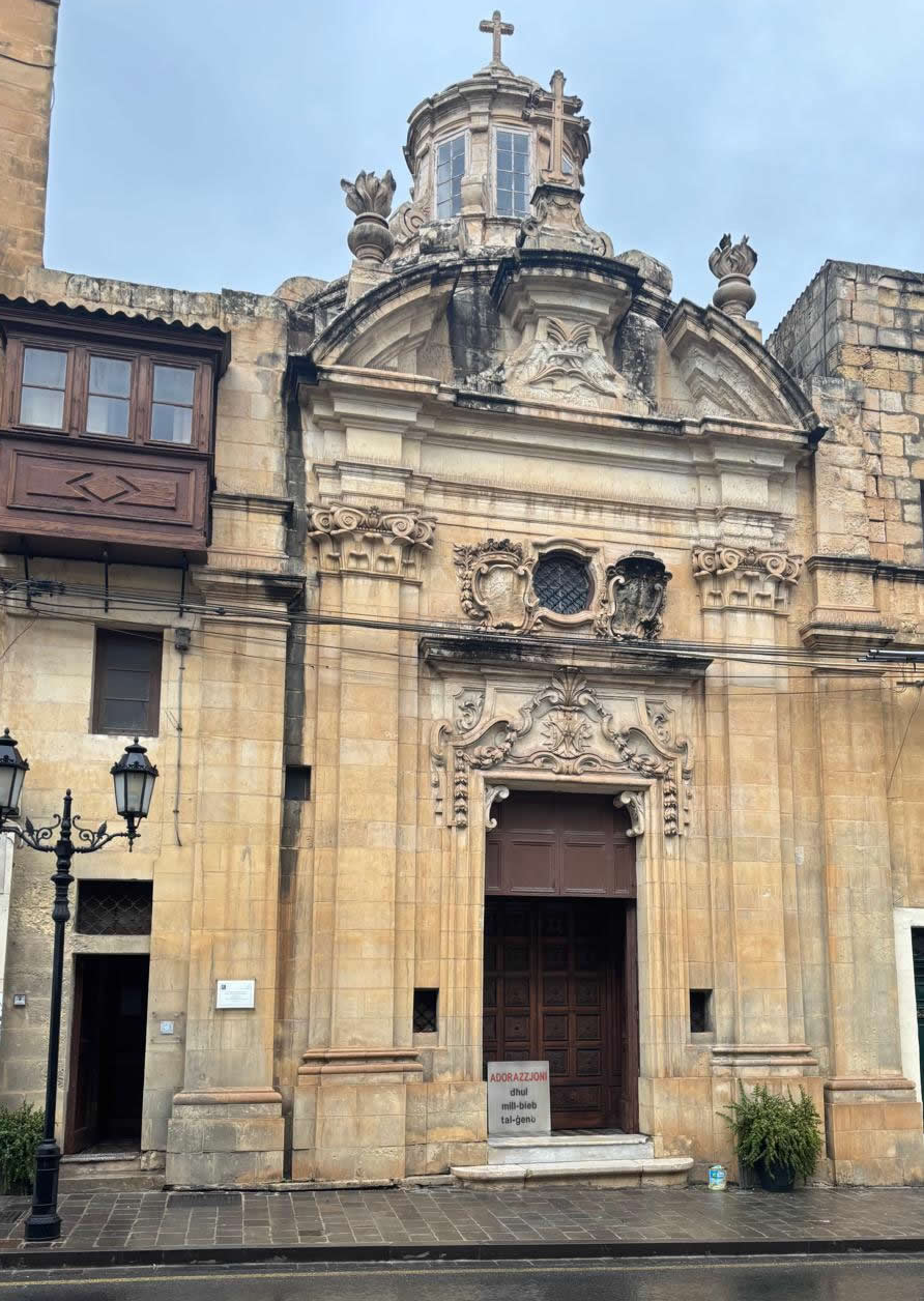 Il-Knisja ta’ Porto Salvo (Santu Nuzzu), Ħamrun