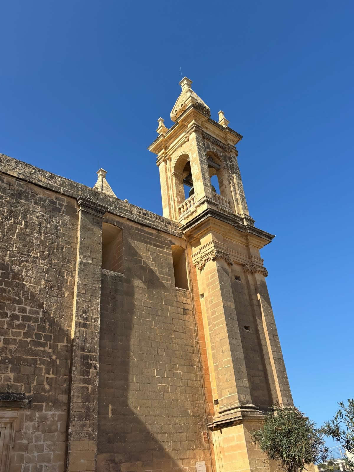 Sannat Parish Church – Il-Knisja Parrokkjali ta' Santa Margerita, Gozo