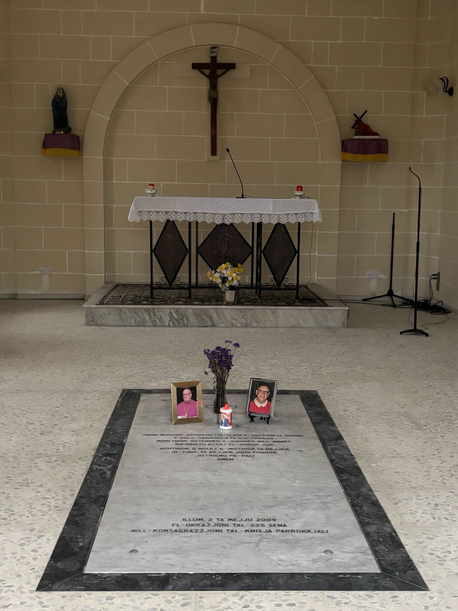 Introduction to Għaxaq's Final Resting Place