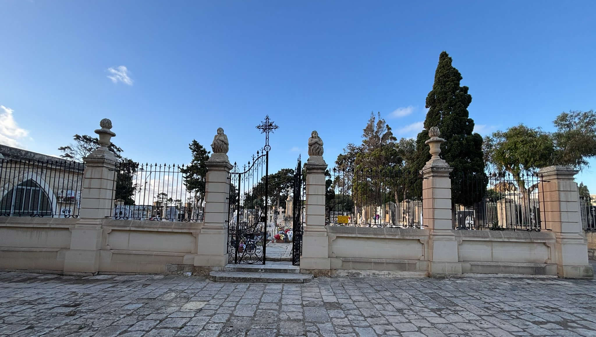 St. Rocco Cemetery, Żejtun