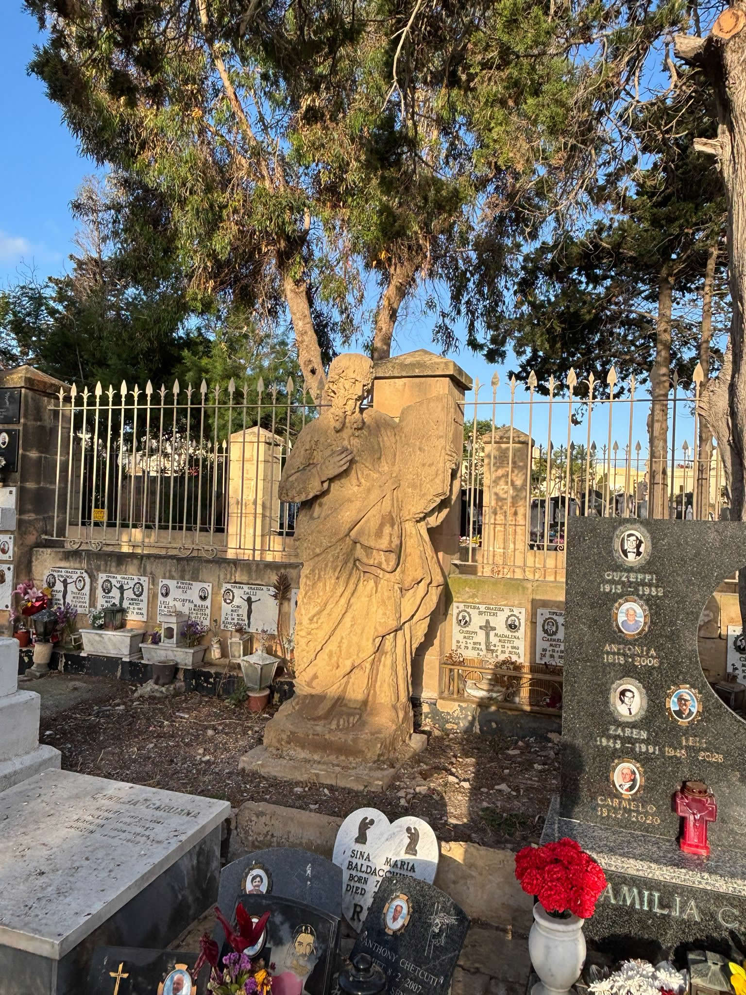 St. Rocco Cemetery, Żejtun