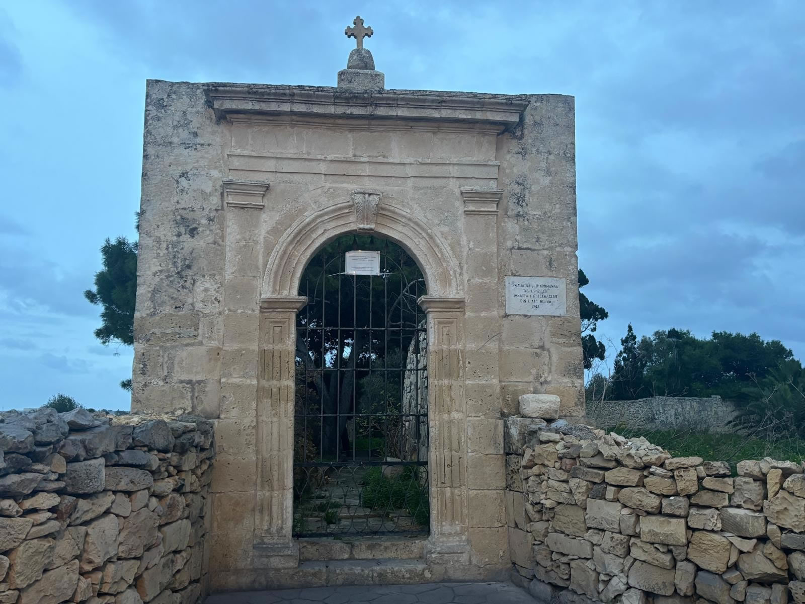 Il-Kappella tal-Lunzjata (Chapel of the Annunciation) at Ħal Millieri, limits of Żurrieq, Malta