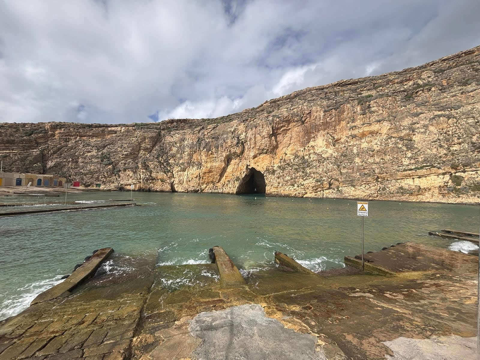 Dwejra Inland Sea (Gozo)