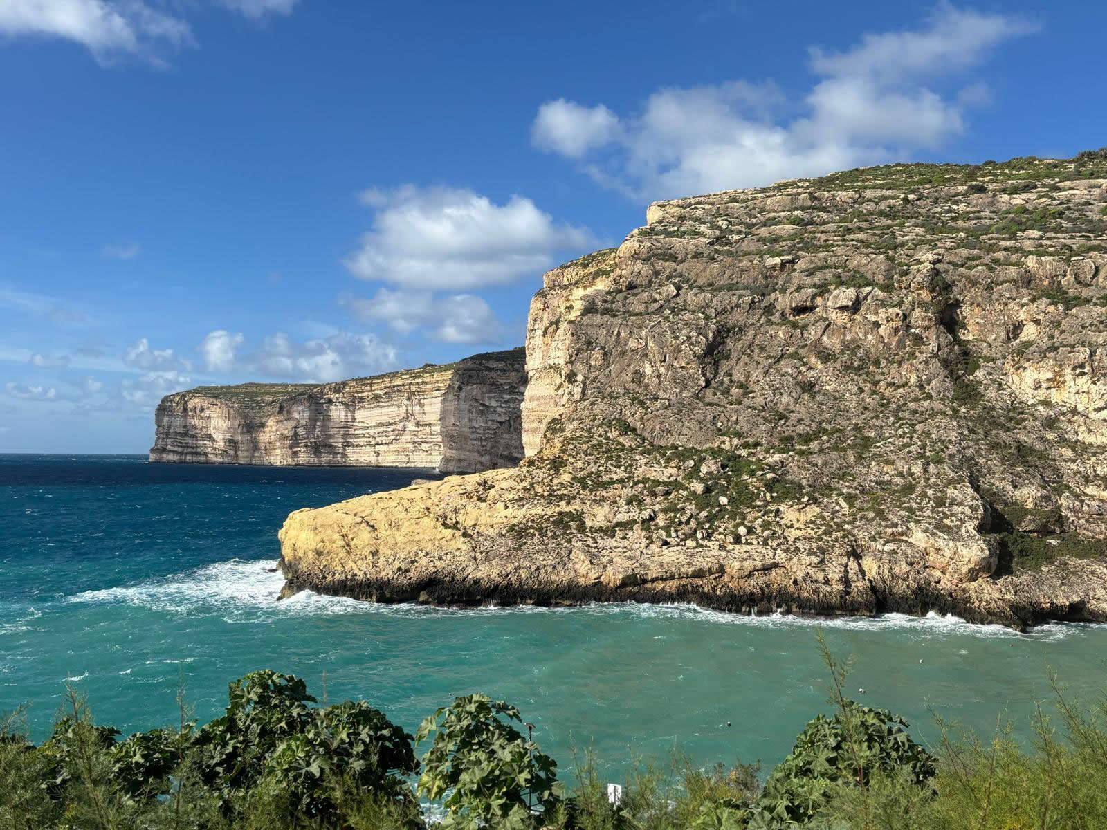 Xlendi Bay & Beach (Gozo)