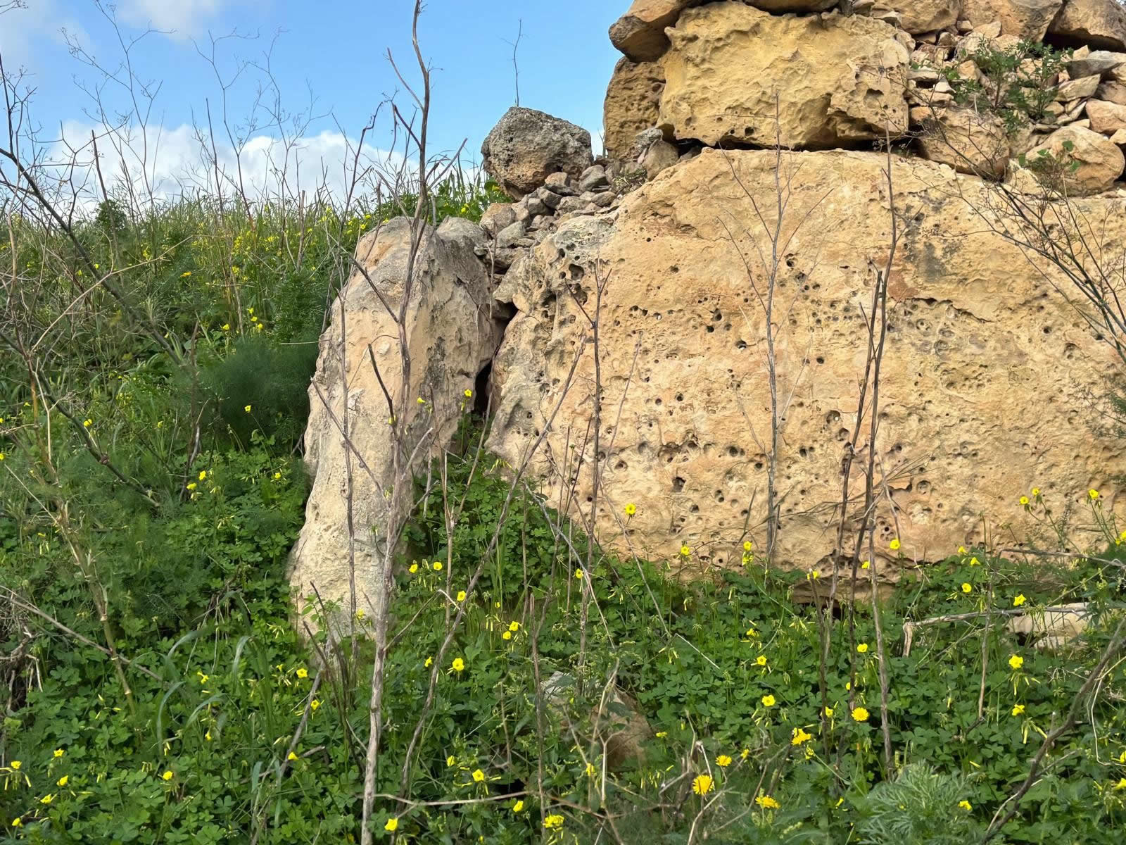 Ta’ Raddiena – Ancient Temple Remains in Iklin (Malta)